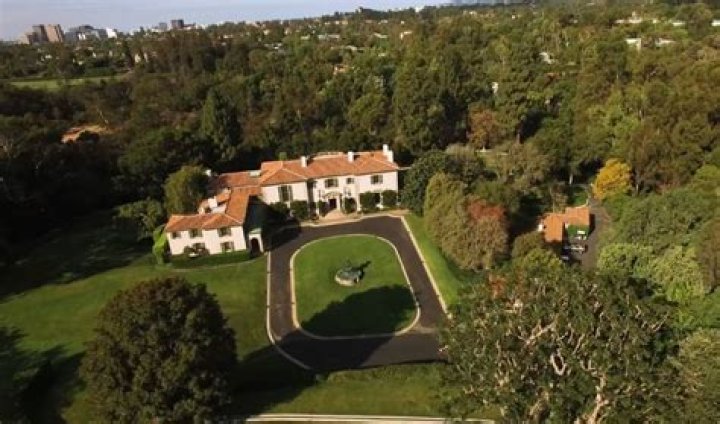 This $180 Million Mansion Comes With Slew Of Amenities And A Fascinating History