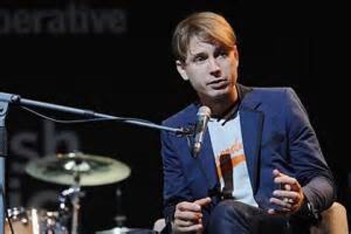Alex Kapranos Net Worth | Celebrity Net Worth