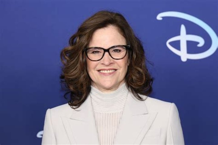 Ally Sheedy Net Worth | Celebrity Net Worth