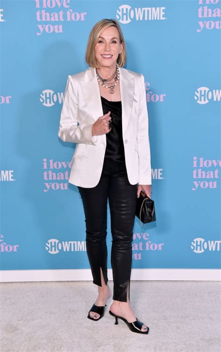 Bess Armstrong Net Worth | Celebrity Net Worth