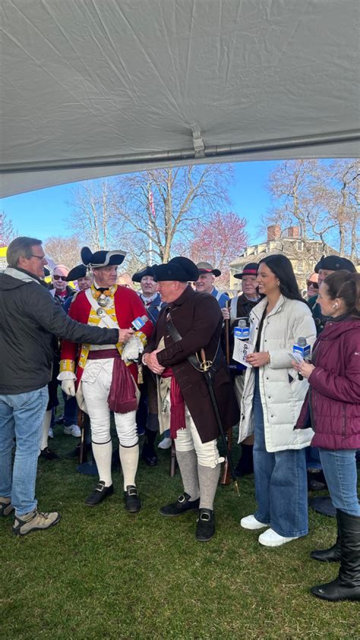 Billionaire's Daughter Taking Staff Of 12 With Her To College To Help Her Get Through Dorm Life