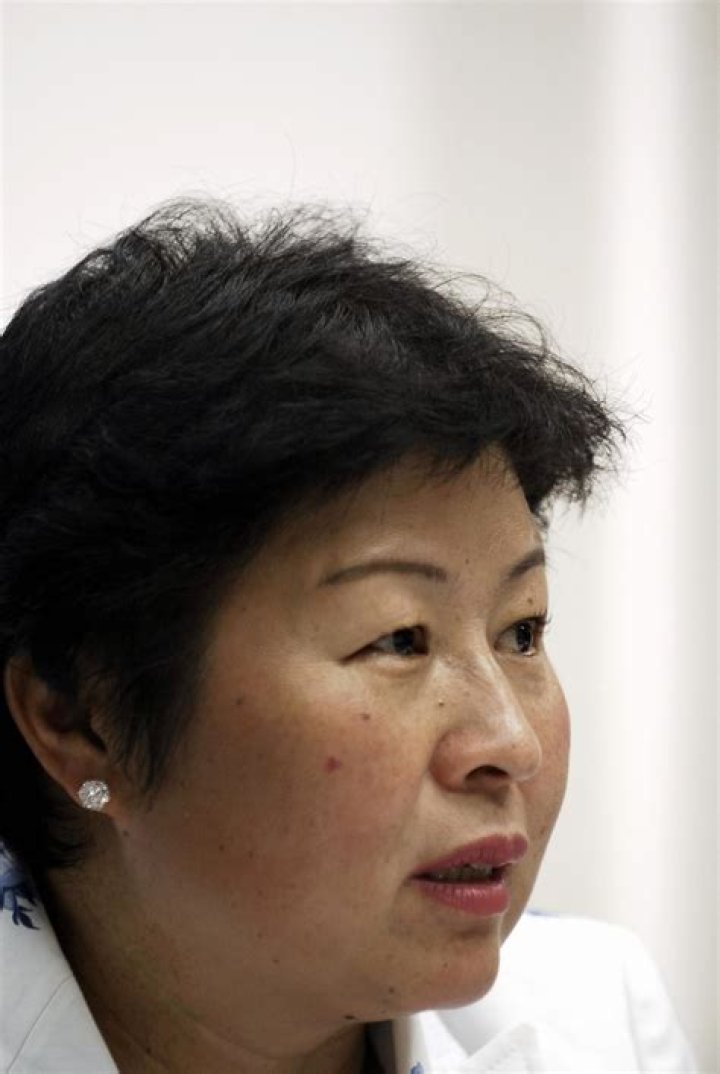 Cheung Yan Net Worth | Celebrity Net Worth