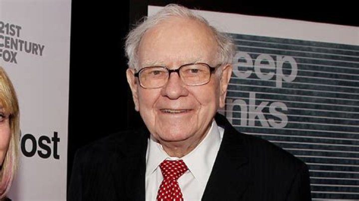 Childhood Hobbies May Have Helped Warren Buffett Become A Billionaire