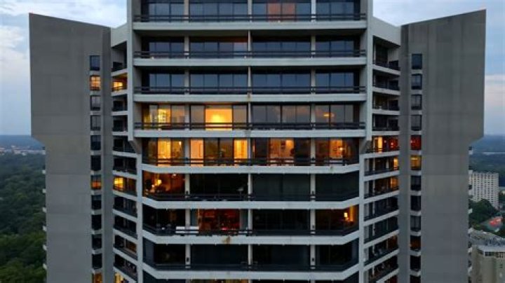 Elton John Sells Longtime Atlanta Condo For $7.2 Million, Was Listed For Less Than $5 Million