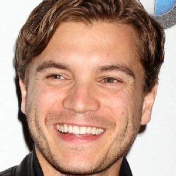 Emile Hirsch Net Worth | Celebrity Net Worth