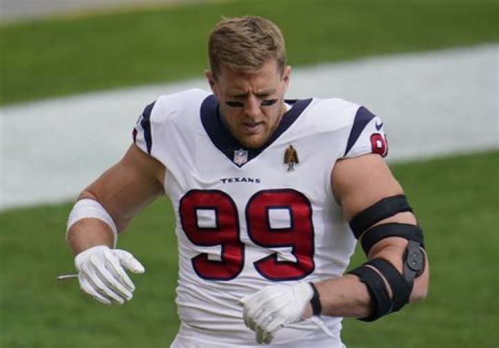 Houston Texan J.J. Watt Gives $10,000 To Ailing HS Football Player