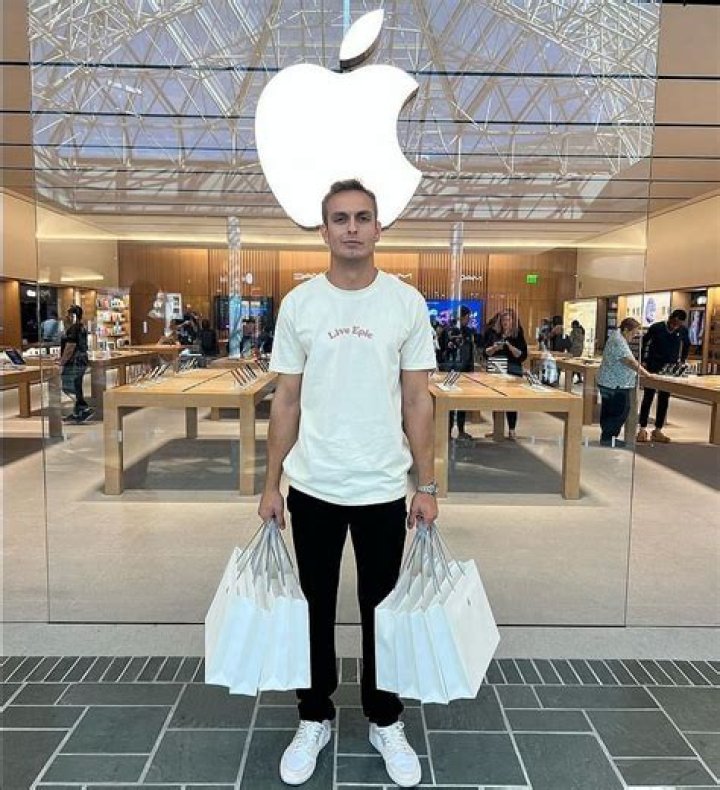 Juan González Net Worth | Celebrity Net Worth