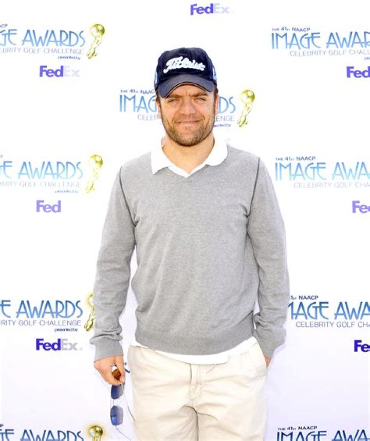 Kevin Weisman Net Worth | Celebrity Net Worth