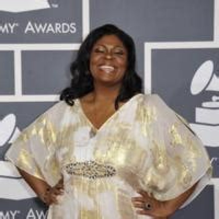 Kim Burrell Net Worth | Celebrity Net Worth