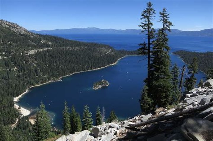 Mark Zuckerberg, Larry Ellison, And Other Billionaires Are Buying Up Lake Tahoe Real Estate