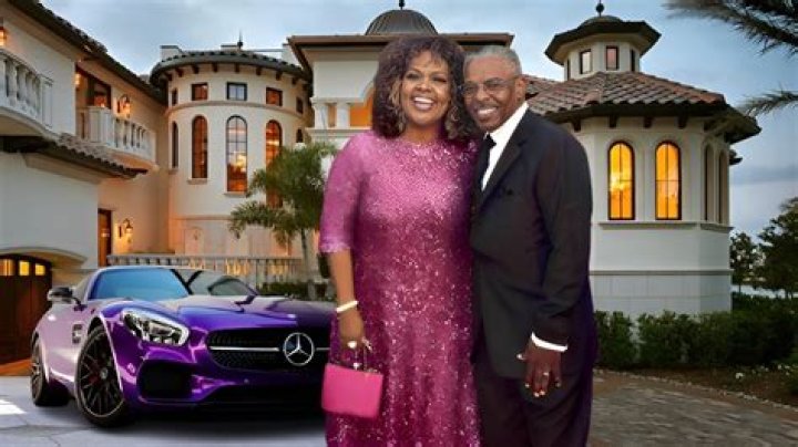 Marvin Winans Net Worth | Celebrity Net Worth