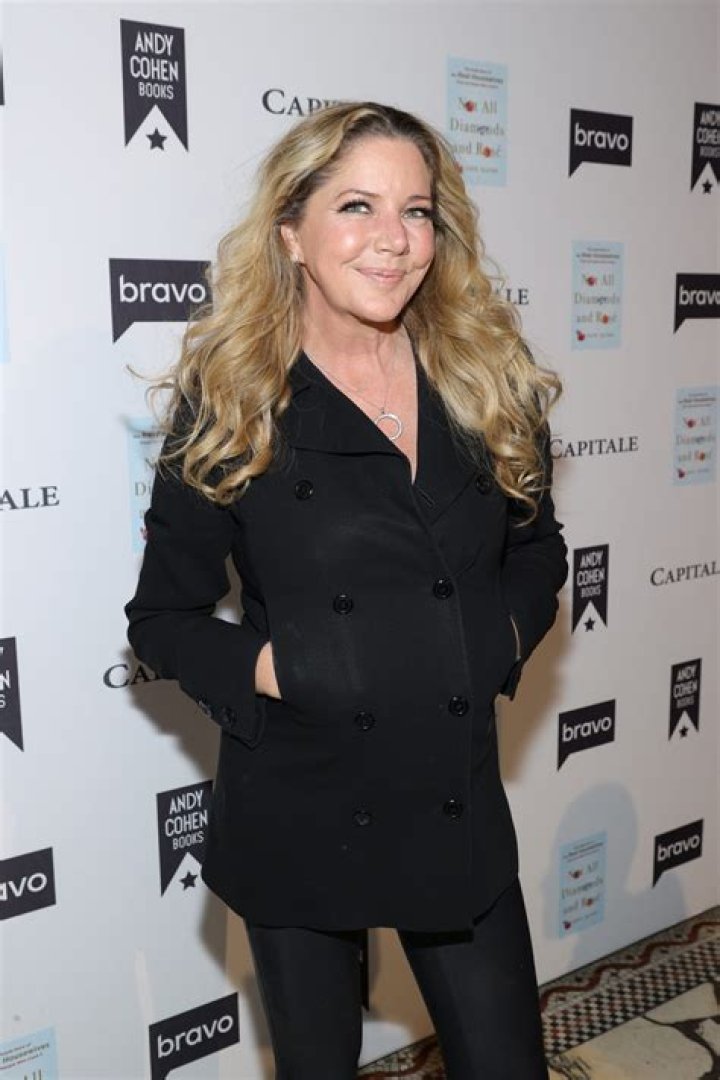 Mary Schmidt Amons Net Worth