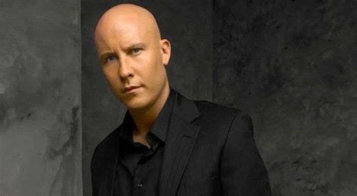 Michael Rosenbaum Net Worth | Celebrity Net Worth