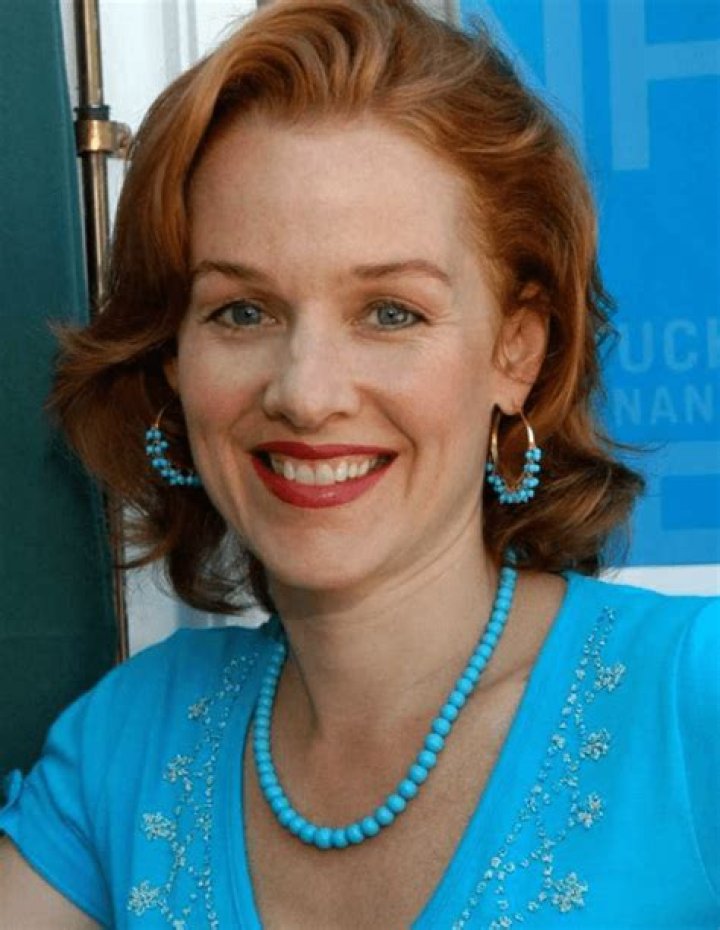 Penelope Ann Miller Net Worth