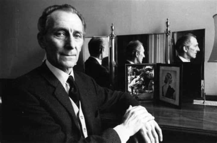 Peter Cushing Net Worth | Celebrity Net Worth
