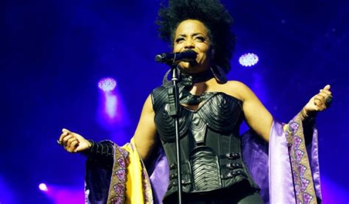 Rhonda Ross Kendrick Net Worth