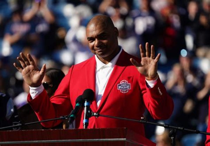 Richard Seymour Net Worth | Celebrity Net Worth