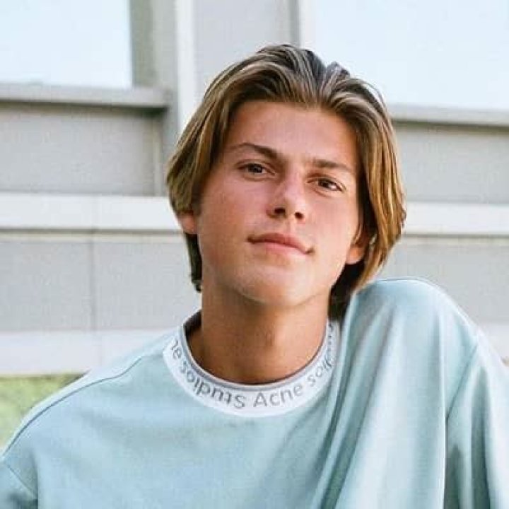 Ruel Net Worth | Celebrity Net Worth