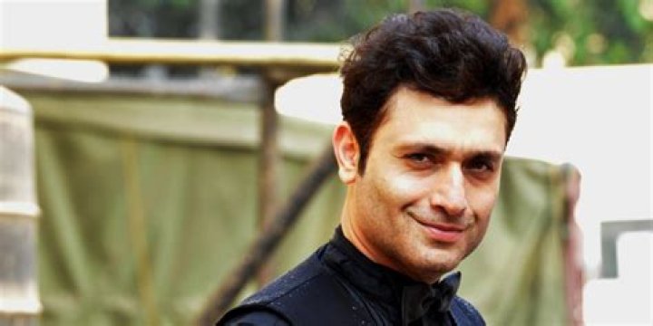Shiney Ahuja Net Worth | Celebrity Net Worth
