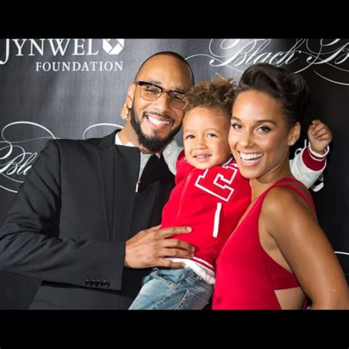 Swizz Beatz Net Worth | Celebrity Net Worth