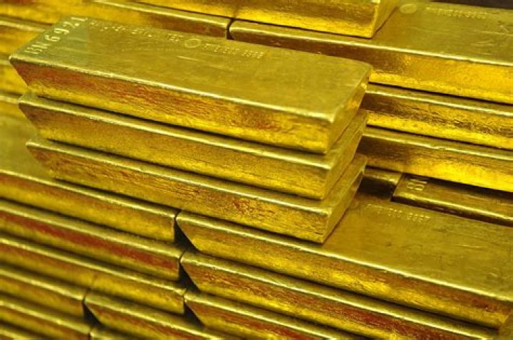 Tank Collector Finds Gold Bars Worth Millions Stashed In Former Iraqi Army Tank