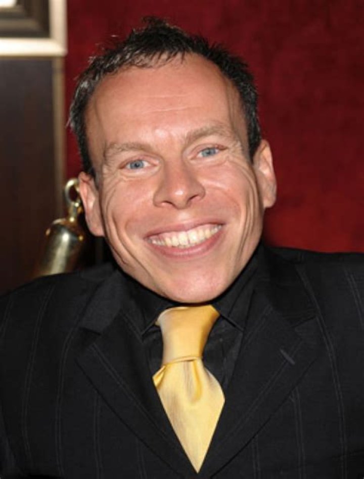 Warwick Davis Net Worth | Celebrity Net Worth